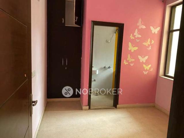House for sale in Mamura, Noida