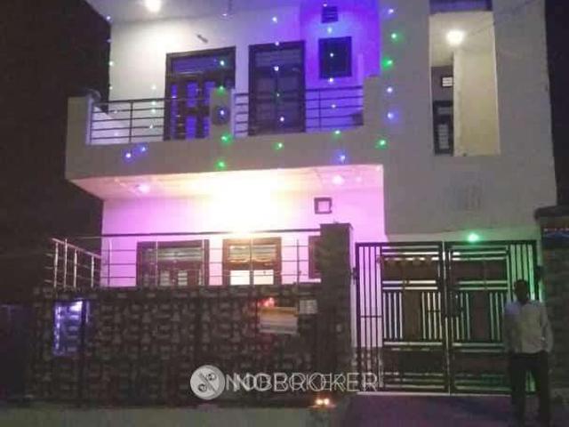 House for sale in Hariana
