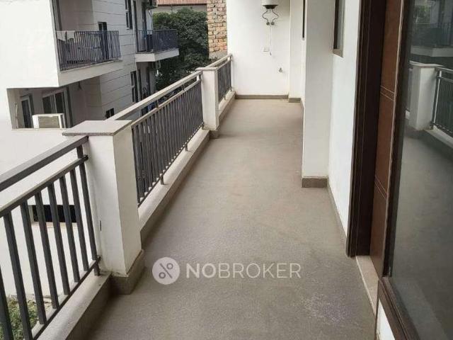 House for sale in Hariana