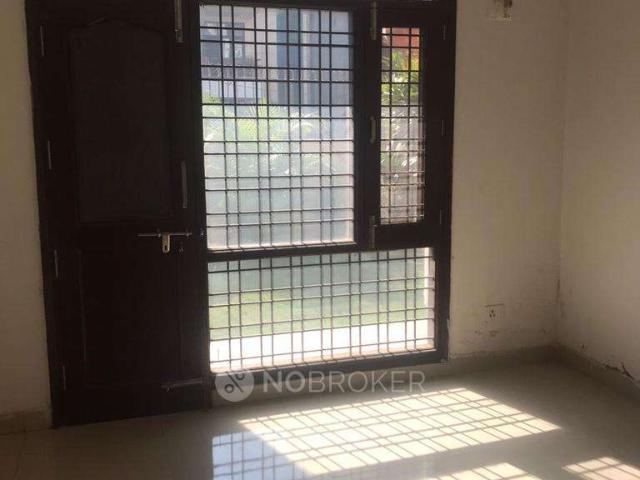 House for sale in Hariana