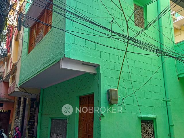 House for sale in Deri