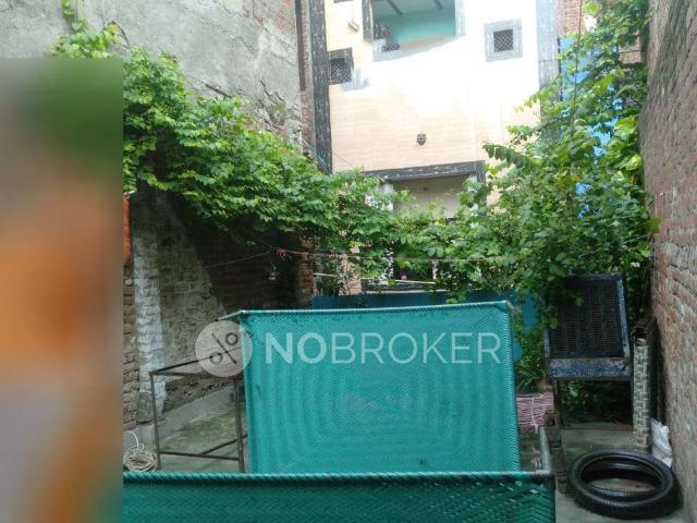 House for sale in North East Delhi, Deri