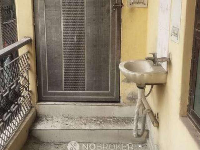 House for sale in North West Delhi, Deri
