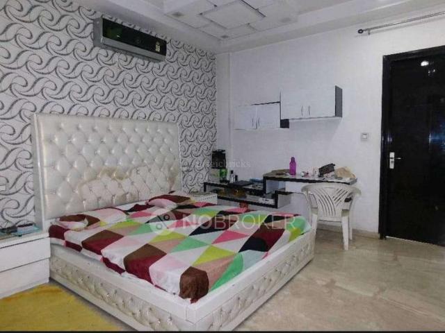 House for sale in North West Delhi, Deri
