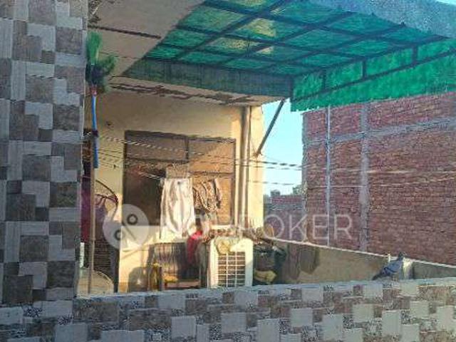 House for sale in North West Delhi, Deri