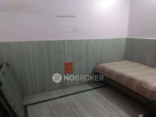 House for sale in Central Delhi, Deri