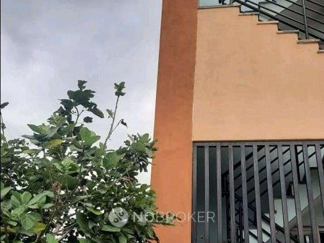 House for sale in Somanahalli