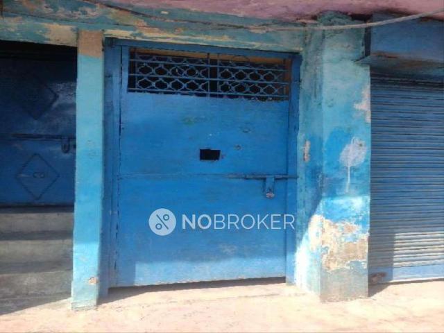 House for sale in North West Delhi, Deri