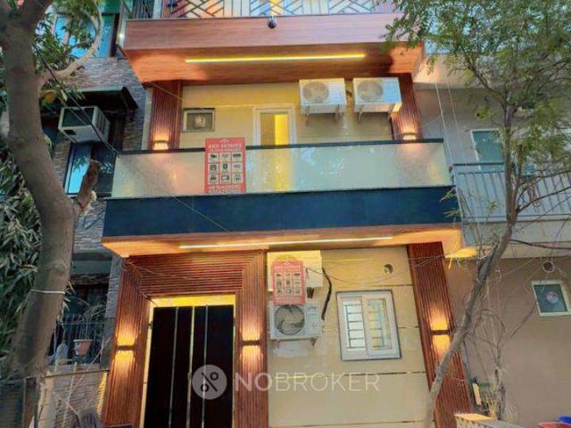House for sale in Hariana
