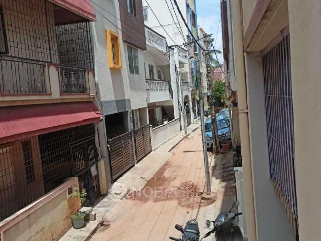 House for sale in Bangalore North, Cox Town - Bangalore