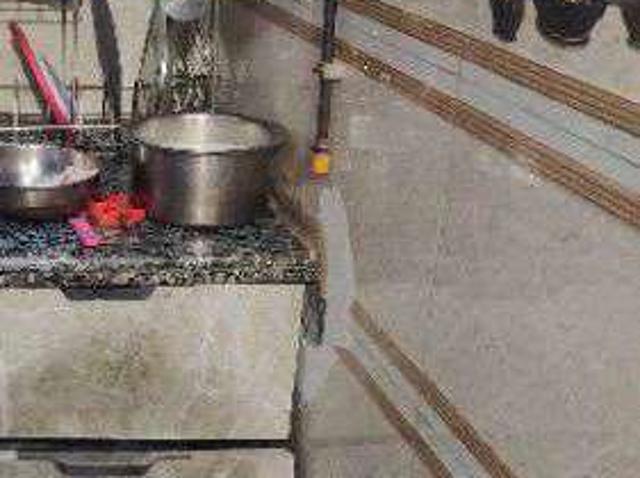 House for sale in West Delhi, Deri