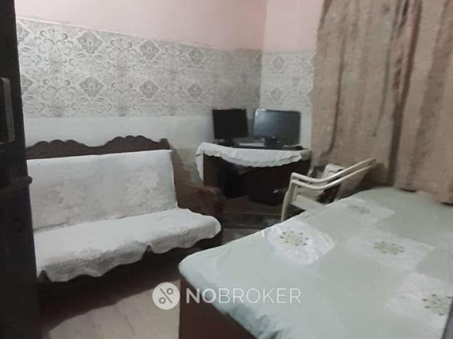 House for sale in Mohan Garden, Delhi
