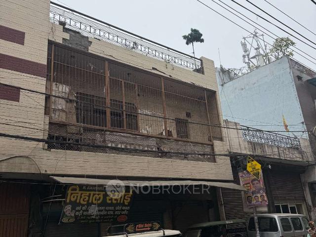 House for sale in West Delhi, Deri