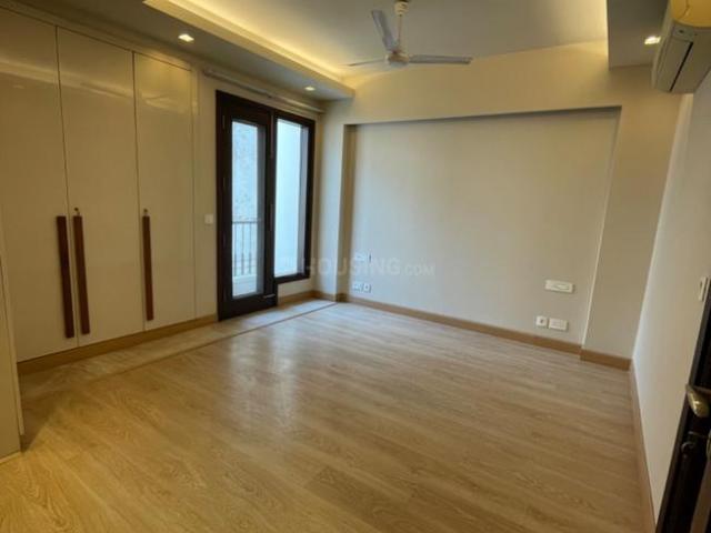 Flat for rent in Deri