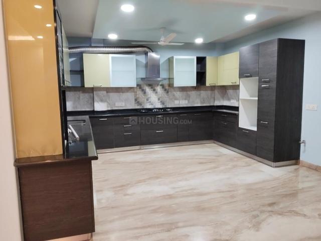 Flat for rent in Deri