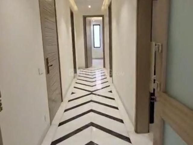 Flat for rent in Deri