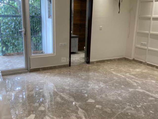 Flat for rent in Deri