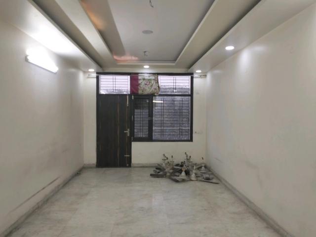 Flat for rent in North West Delhi, Deri
