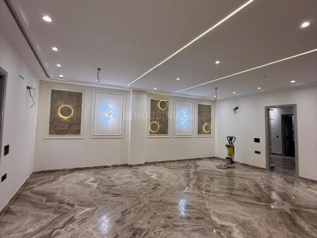 Flat for sale in North West Delhi, Deri