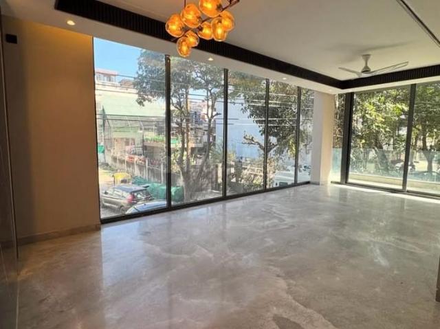 Flat for sale in North West Delhi, Deri