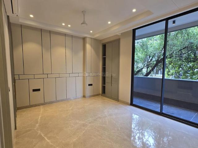 Flat for rent in Deri