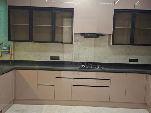 Flat for rent in Deri