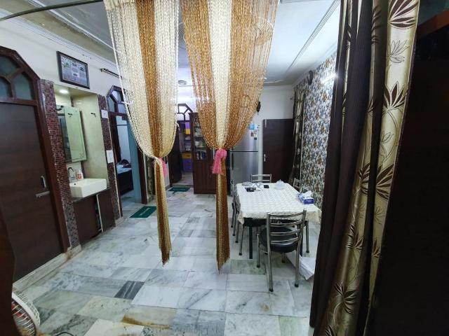 Flat for sale in Central Delhi, Deri