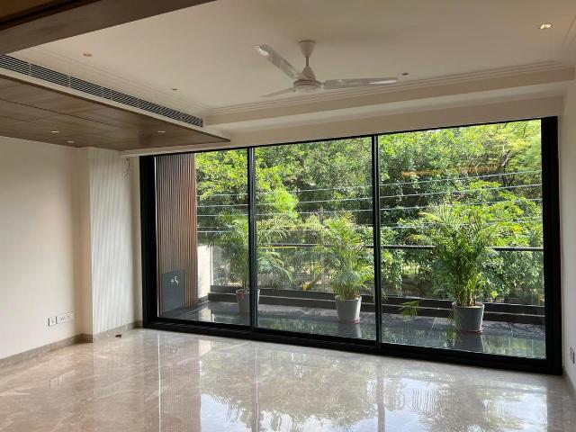 Flat for rent in Deri