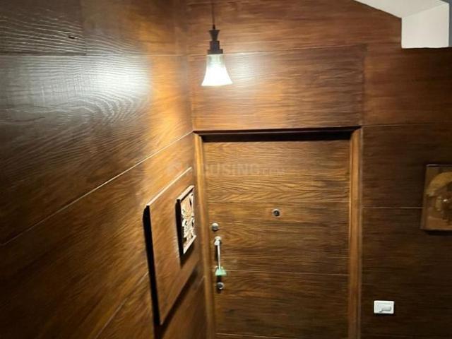 Flat for rent in Deri