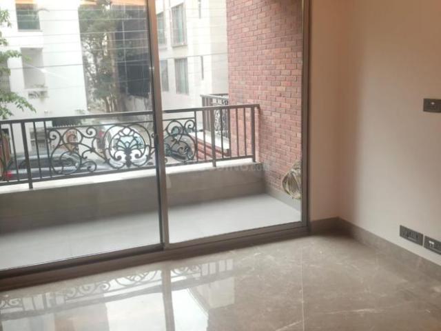 Flat for rent in Deri