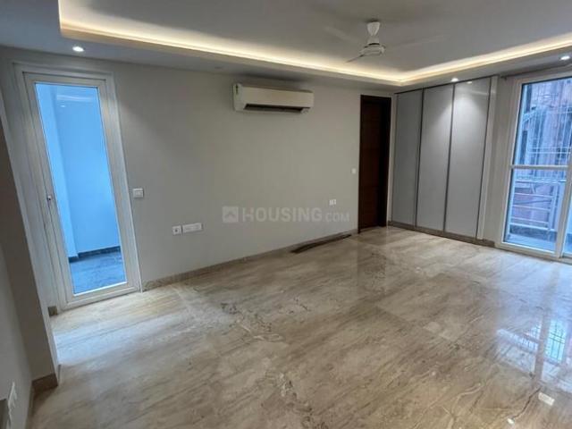 Flat for rent in Deri