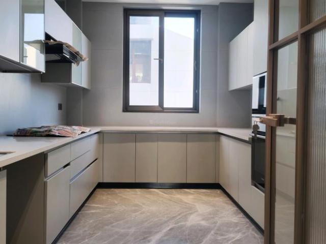 Flat for sale in Deri