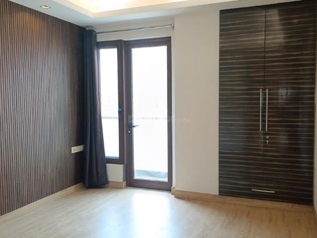Flat for rent in Deri