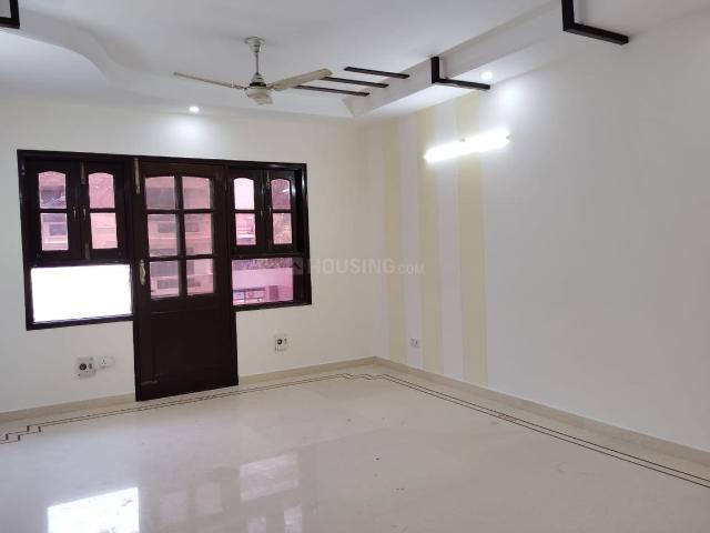 Flat for rent in Deri