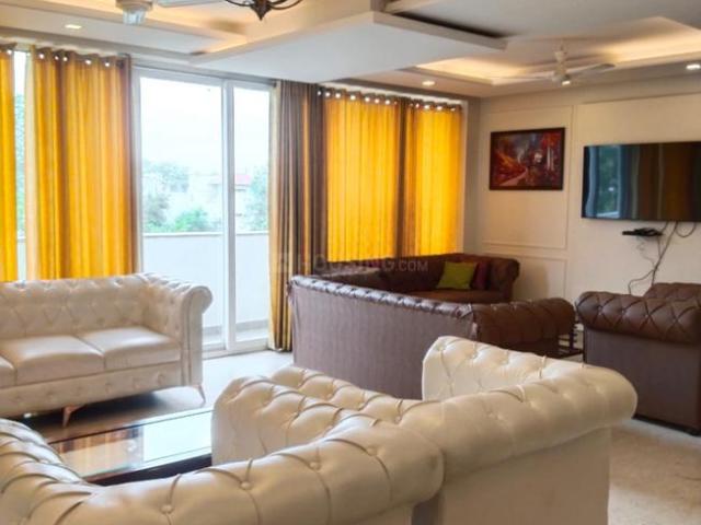 Flat for rent in Deri