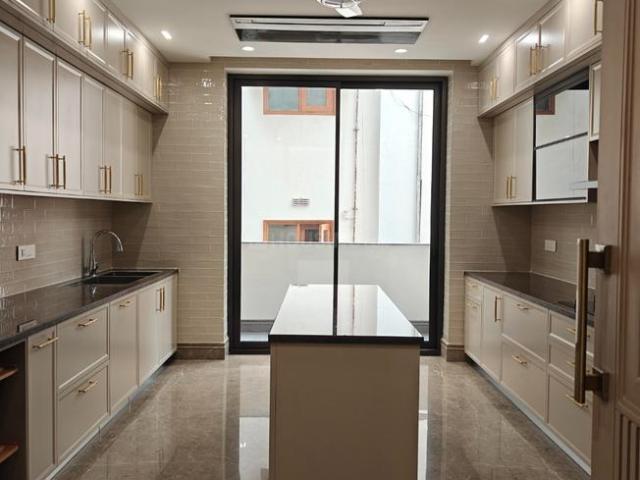 Flat for rent in Golf Links, Delhi