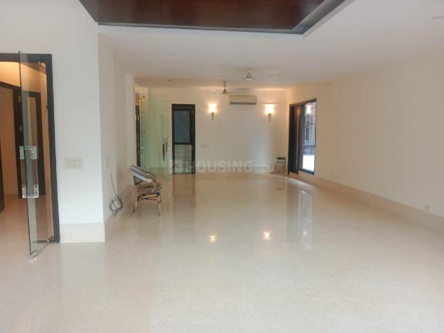 Flat for rent in Deri