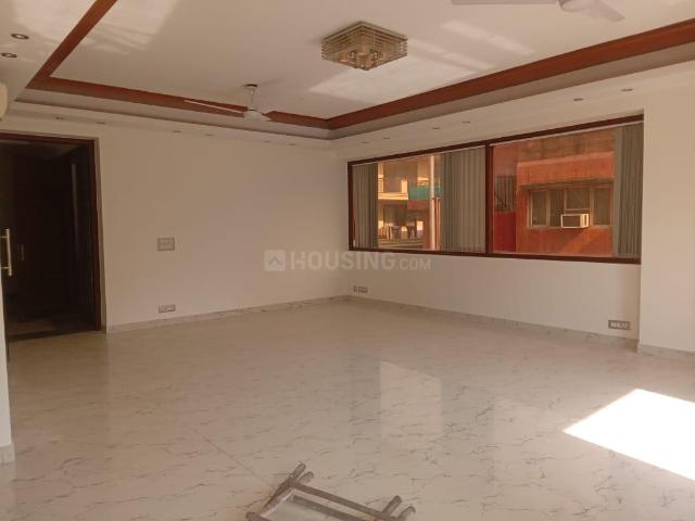 Flat for rent in Deri