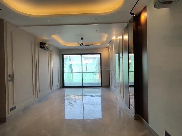Flat for rent in Deri