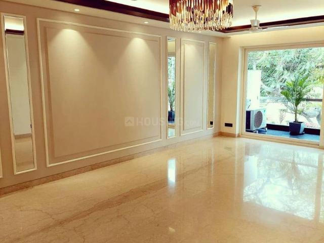 Flat for rent in Deri