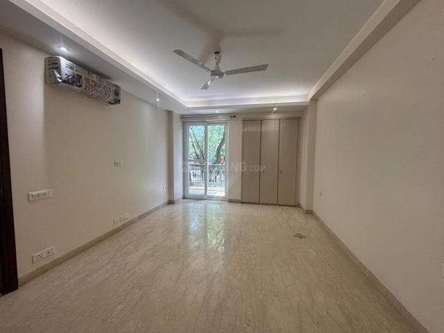 Flat for rent in Deri
