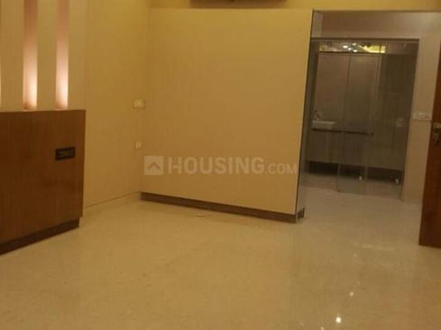 Flat for rent in Deri