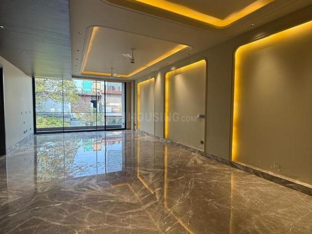 Flat for rent in Deri