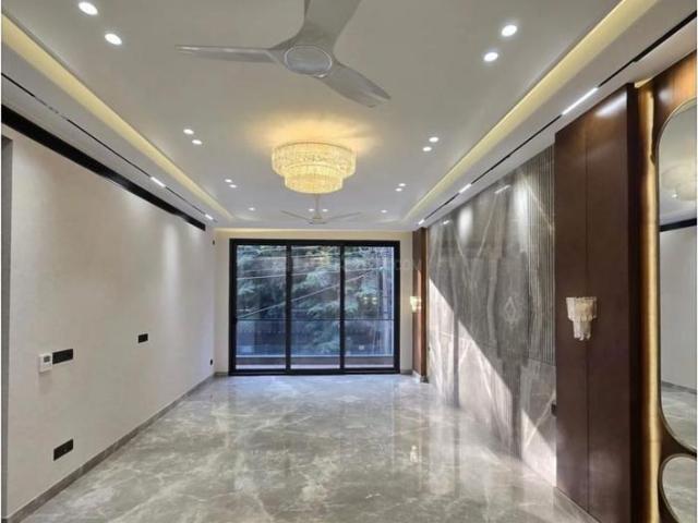 Flat for rent in Deri