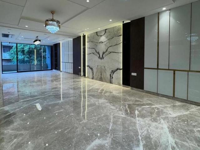 Flat for rent in Deri