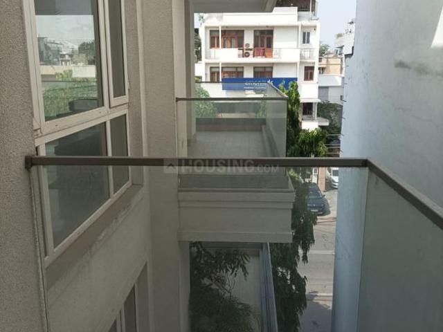 Flat for rent in Deri