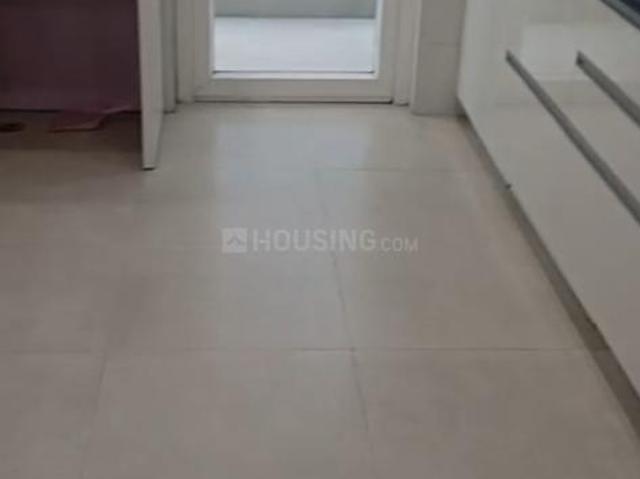 Flat for rent in Deri