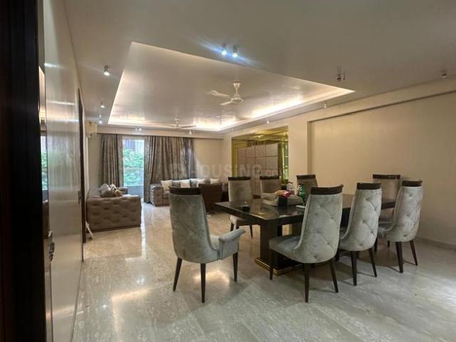 Flat for rent in Deri