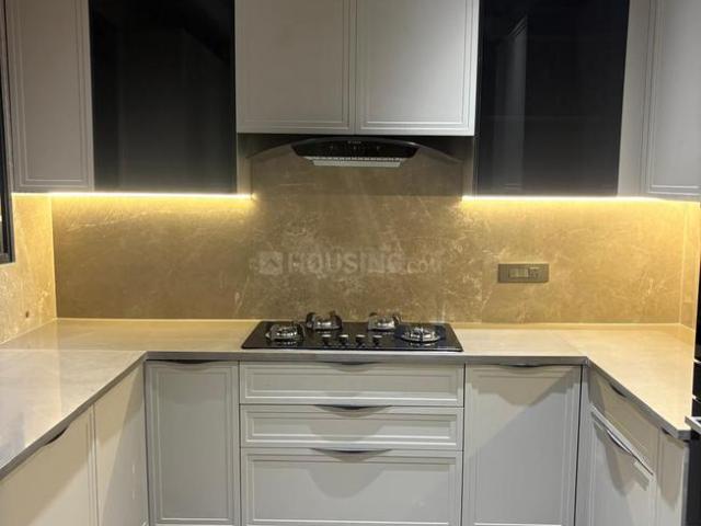 Flat for rent in Deri