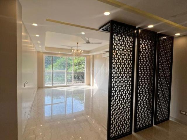 Flat for rent in Deri